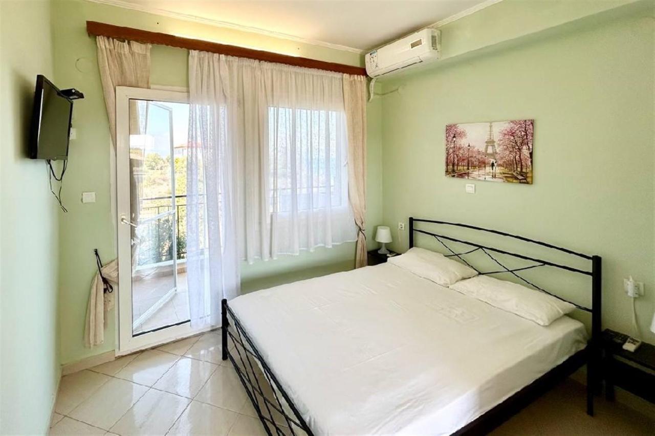 Villa Irina Nea Poteidaia Esterno foto